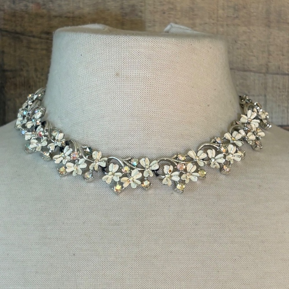 Vintage White Enamel Floral Choker Necklace AB Rhinestone Silver Tone